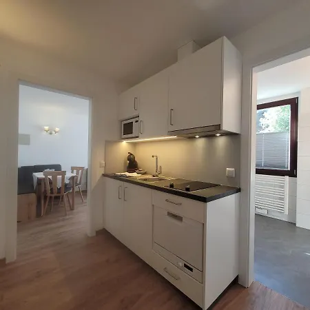 Haus Zalim Apartment *